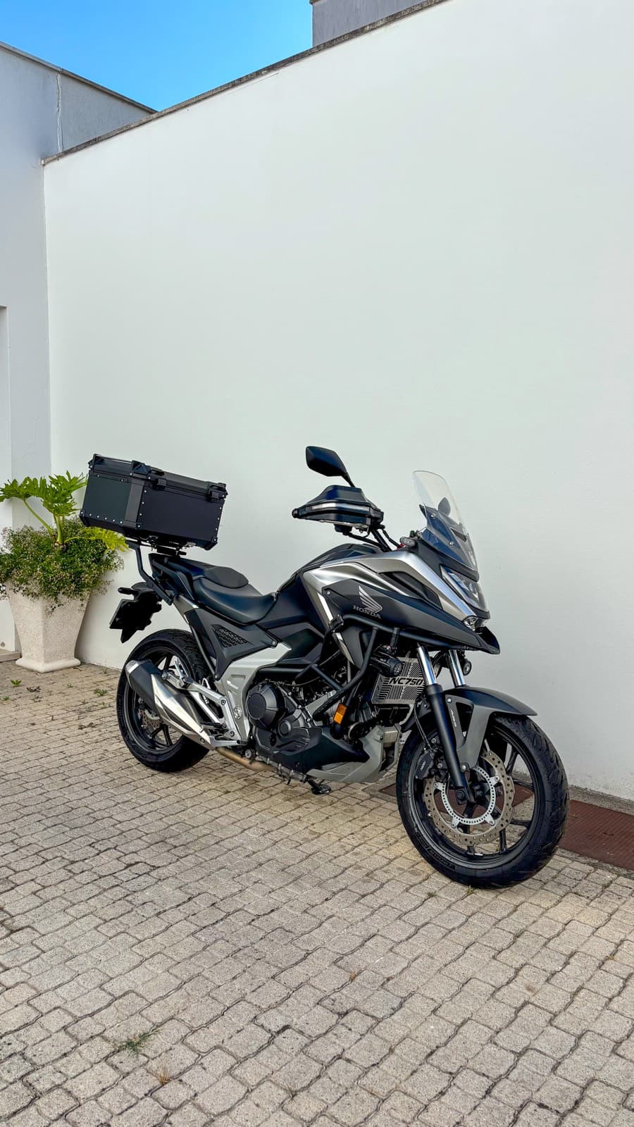 Honda NC750X 2021