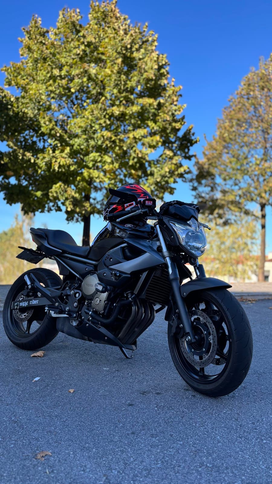 Yamaha XJ6 N 2012
