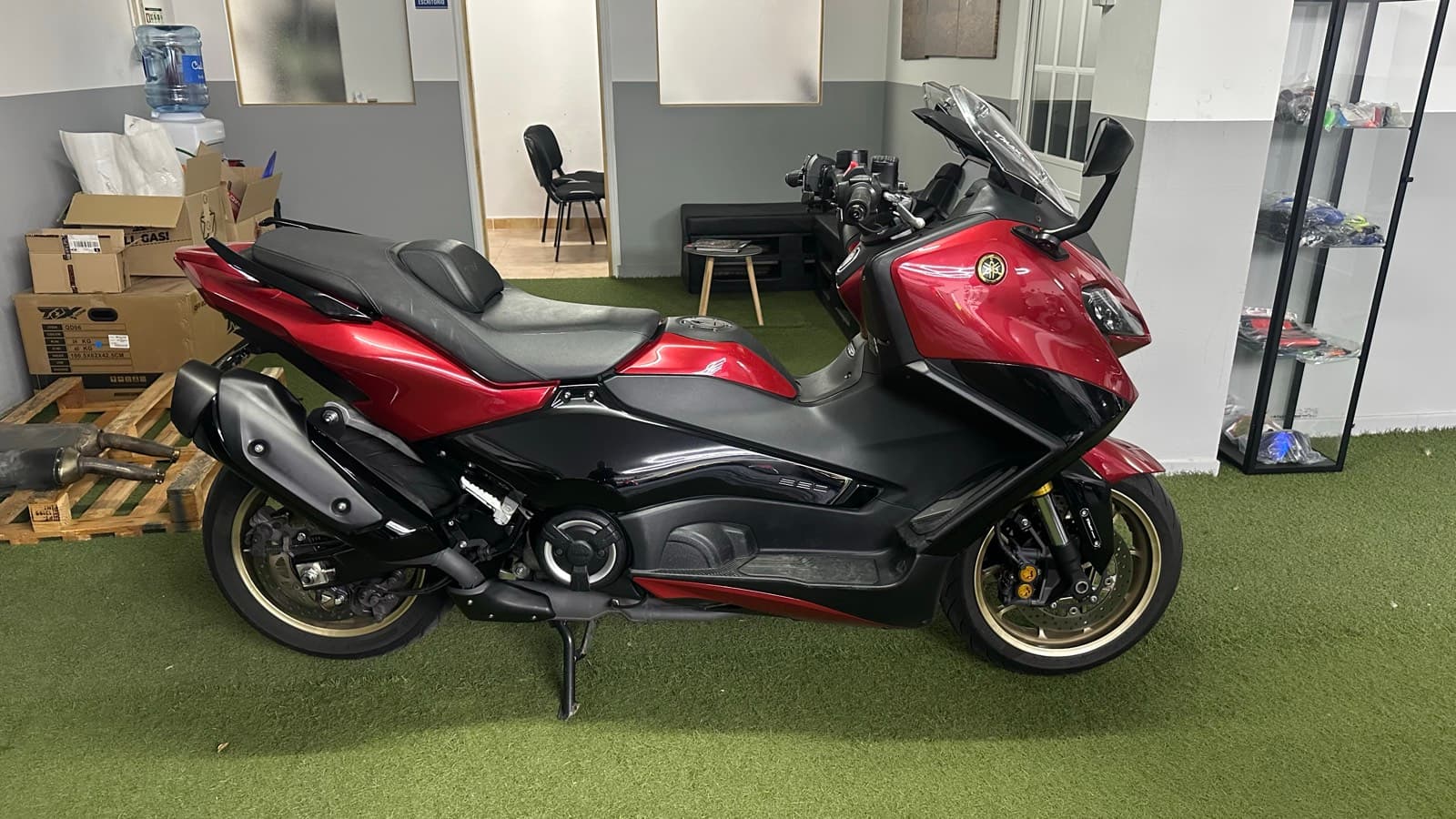 Yamaha TMAX 560 2022